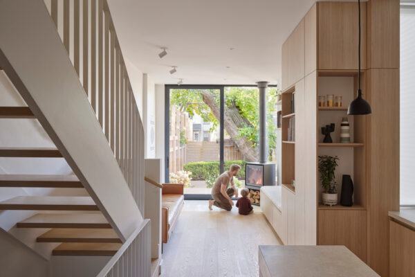 House-Caroline-4