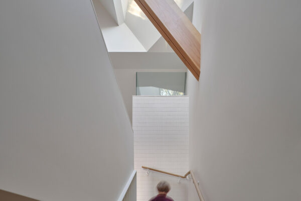 House-Caroline-7